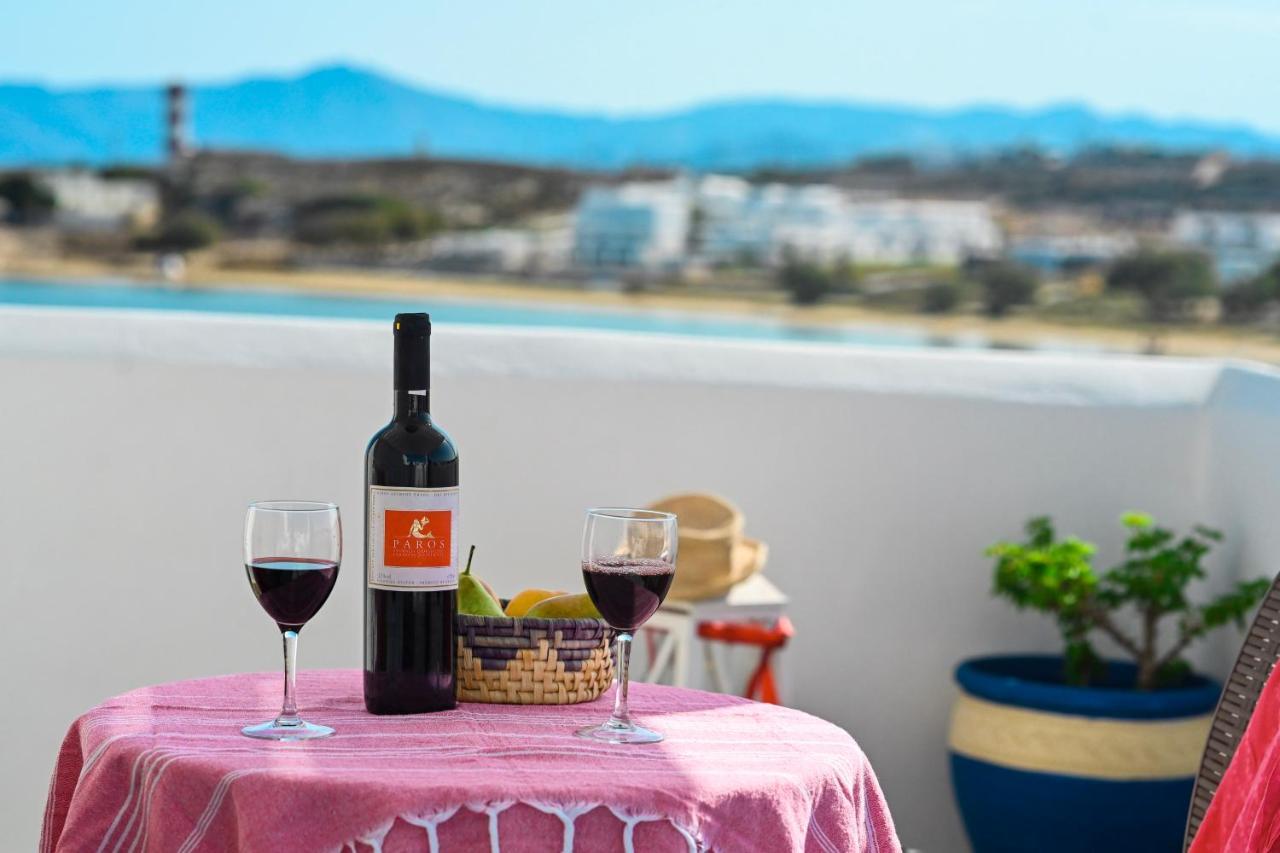 Beachfront Bocamviglies Rooms - Naoussa Bespoke View エクステリア 写真