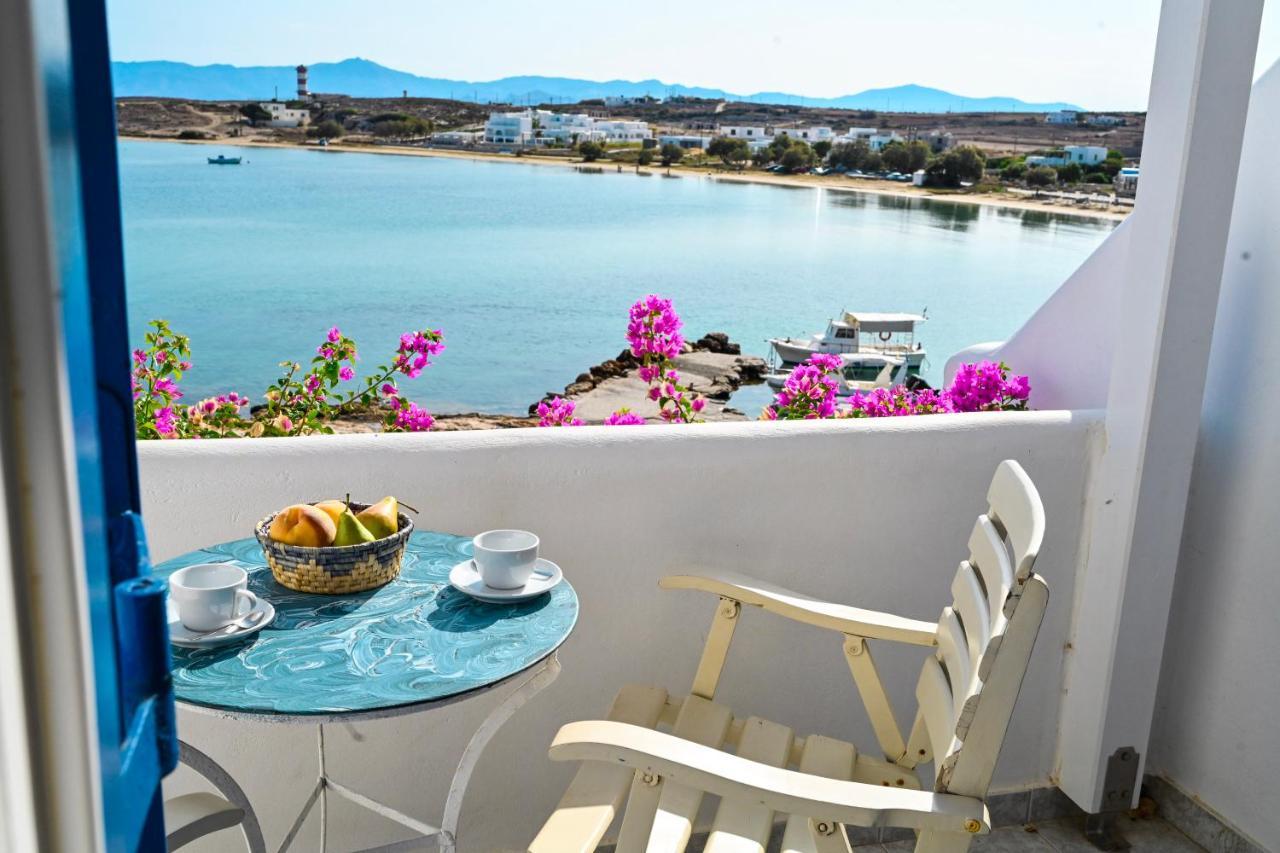 Beachfront Bocamviglies Rooms - Naoussa Bespoke View エクステリア 写真