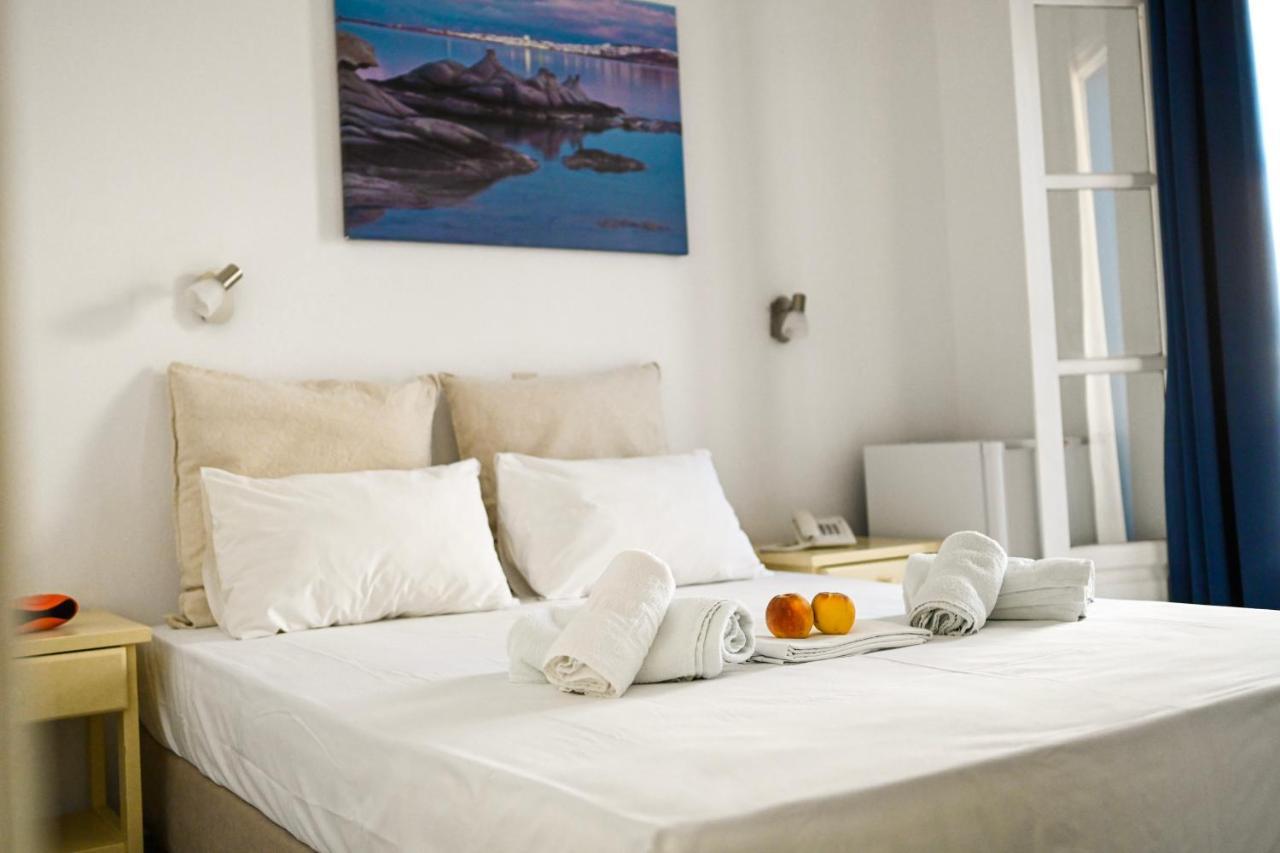Beachfront Bocamviglies Rooms - Naoussa Bespoke View エクステリア 写真